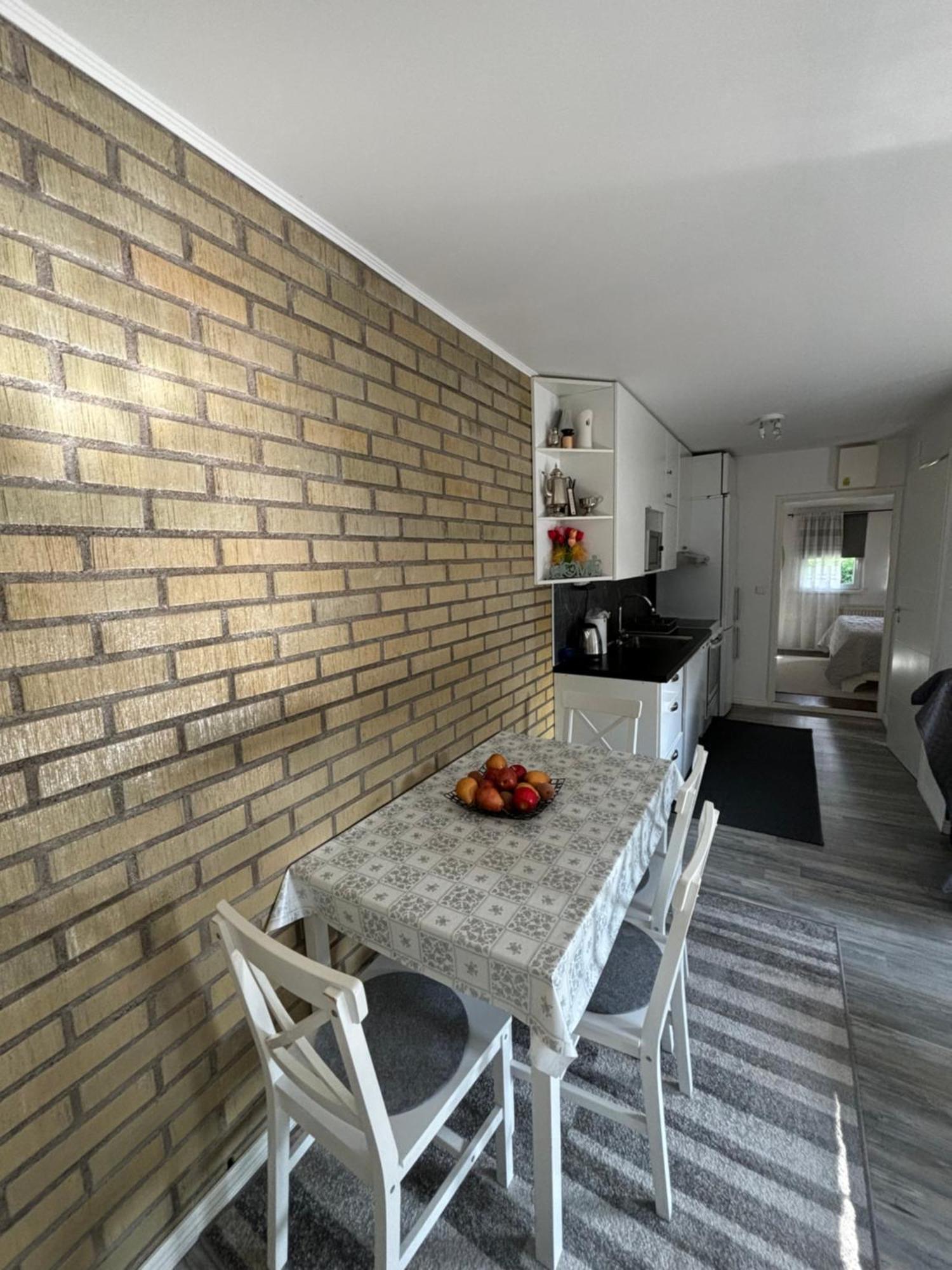 Videdal Apartment 2 Rooms - Own Entrance & Free Parking Malmö Exterior foto